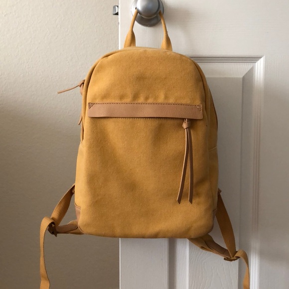 universal thread backpack